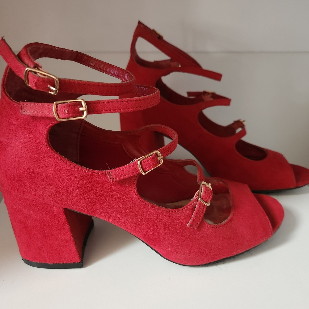 Hot Tomato Strappy Red Heels